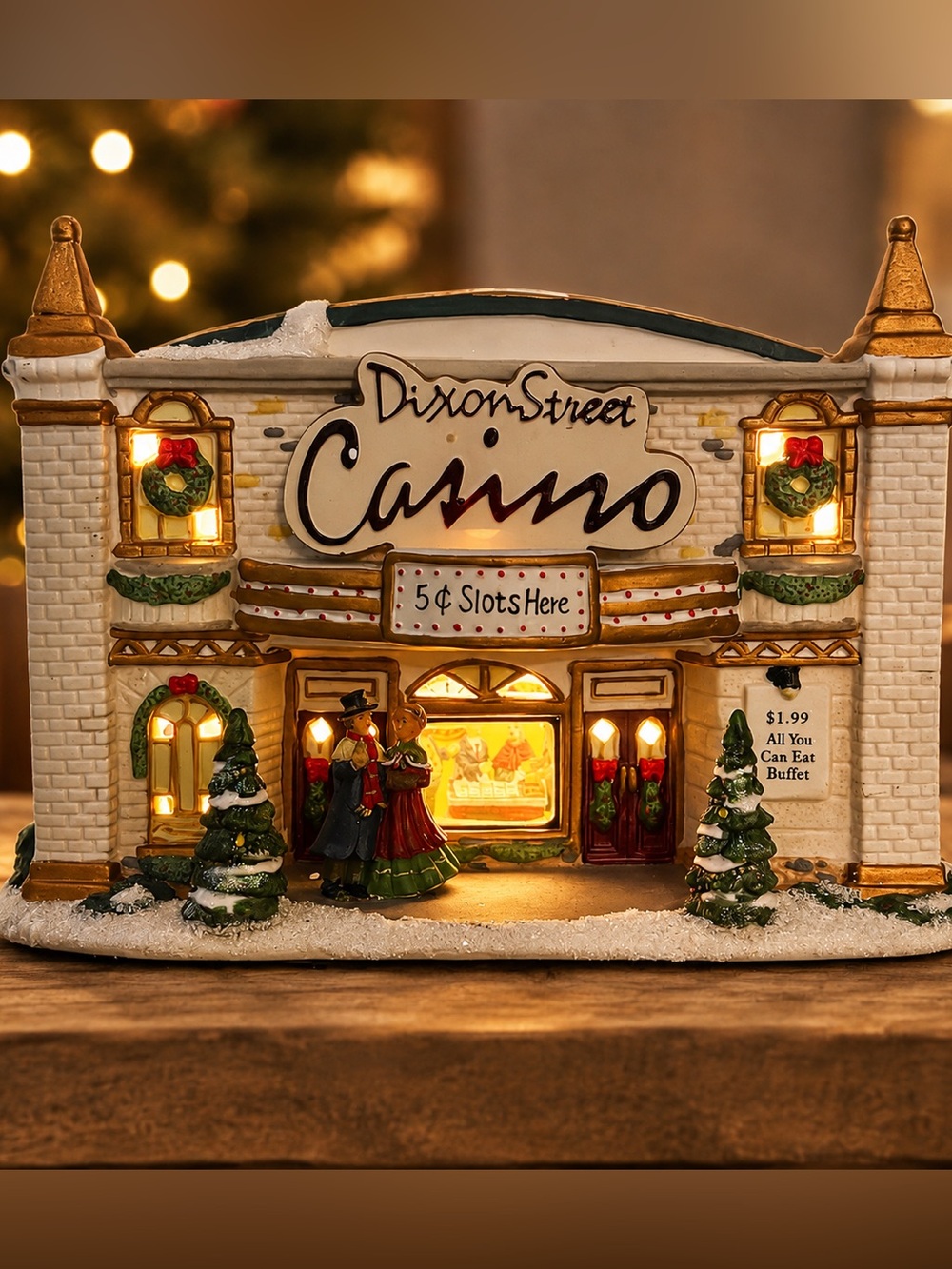 St Nicholas Square Christmas
DIXON STREET CASINO - Scales w
Dept 56 & Lemax